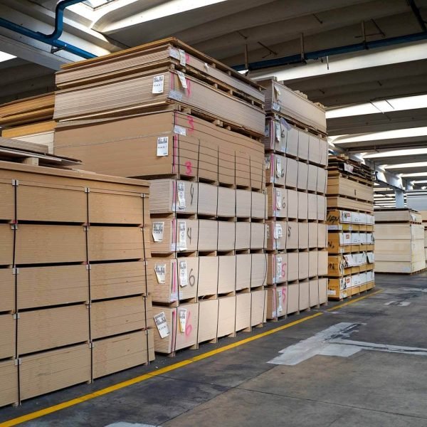 Tragni-pannelli-arredamento-magazzino-20